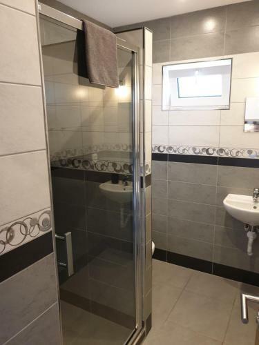 Apartamento Horn� Br�na