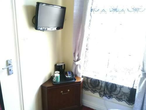 Bed & Breakfast Ringbane House