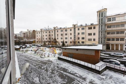 Apartment Domashny Uyut Na Malysheva 4b