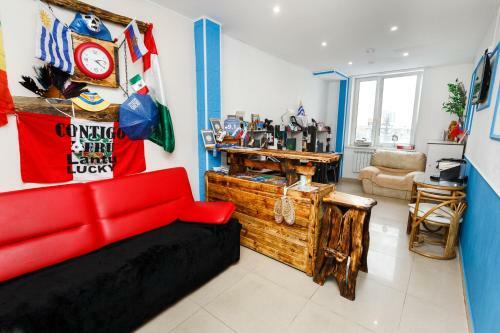 Apartment Domashny Uyut Na Malysheva 4b