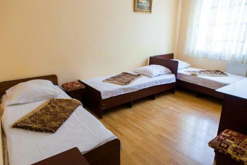 Hostal Bukhta ?5 Guest House