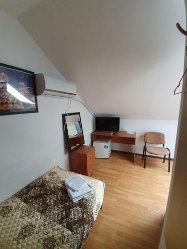 Hostal Guest House Na Mamayke +