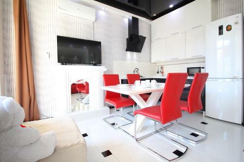 Alpha Apartments Chernomorskaya