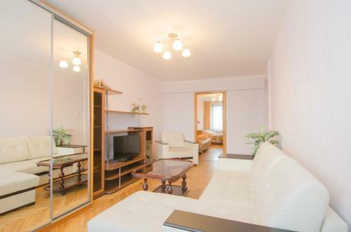 Apartment On Belorusskaya