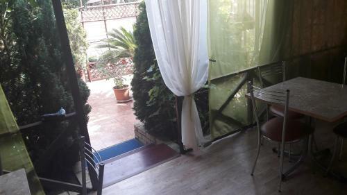 Hostal Adlerok Guest House