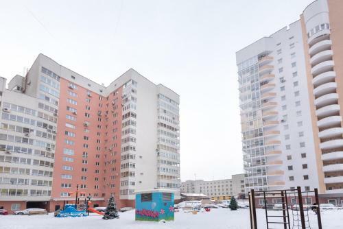 Apartment On Hohryakova 74
