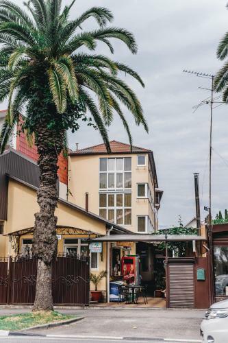 Hostal Guest House Lenina 100