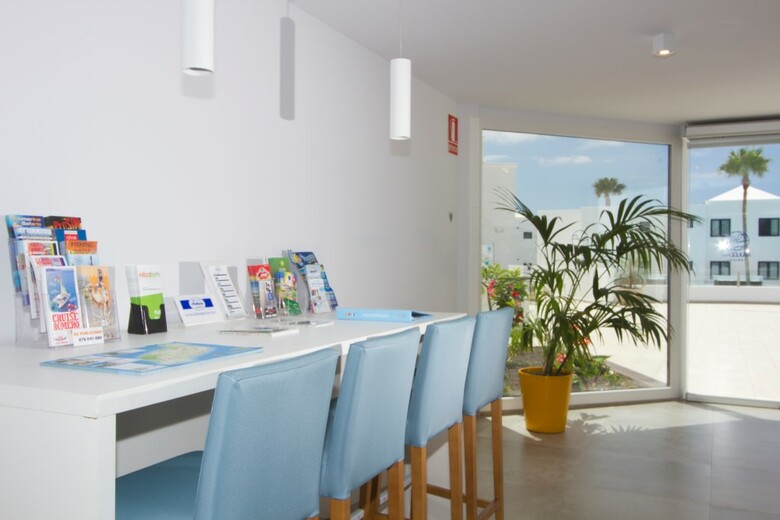 Hotel Aqua Suites