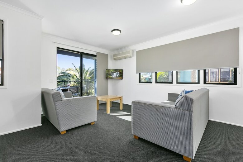 Hotel Australis Noosa Lakes