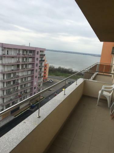Summerland Happy Blue Apartments