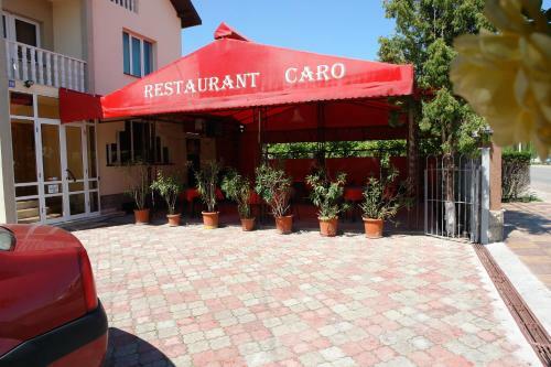 Hostal Pensiunea Caro