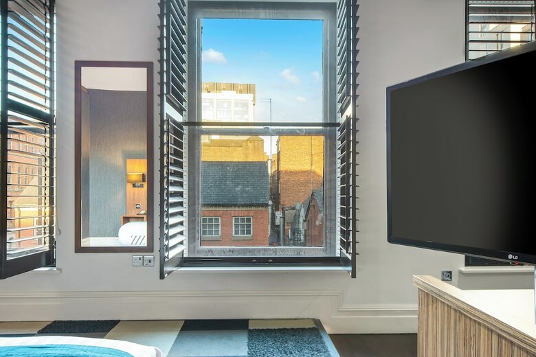 Aparthotel Roomzzz Manchester