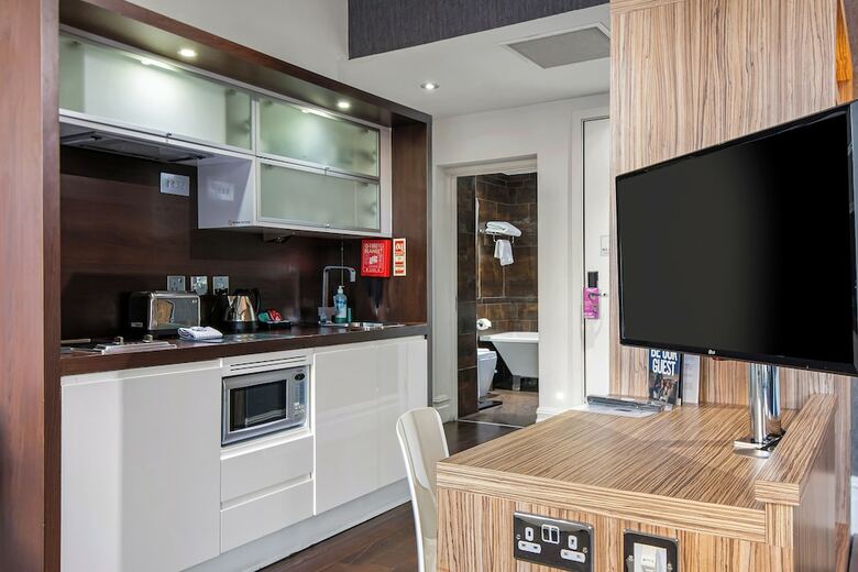 Aparthotel Roomzzz Manchester