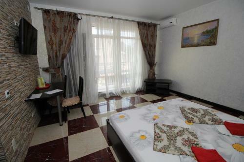 Hostal U Oksani Guest House