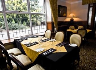 Maes Manor Country Hotel