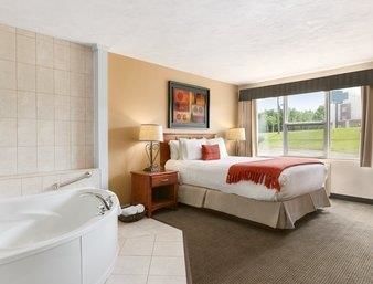 Hotel Holiday Inn Express Magnetic Hill