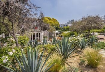 Hotel L'auberge Del Mar