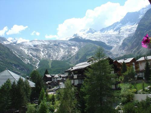 Apartamentos Haus Aiglon