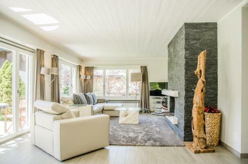 Chalet Delphin 6.5 - Griwarent Ag