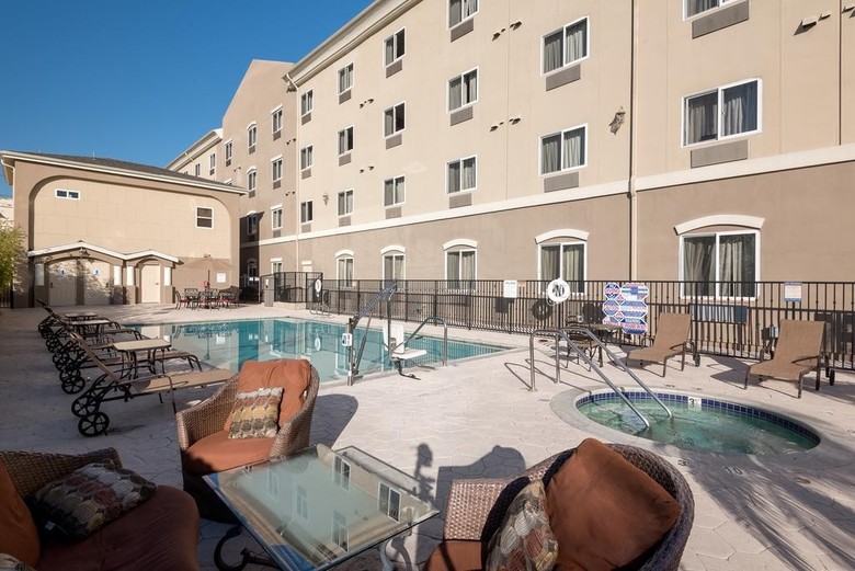 Hotel Holiday Inn Express And Suites Lax - Hawthorne