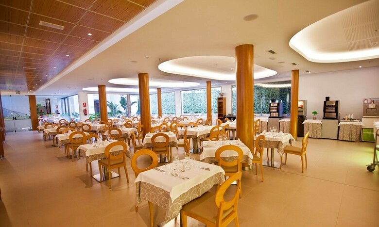 Riviera Beachotel (S�lo Adultos)