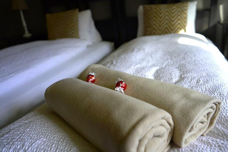 Alpenrose Hotel And Gardens