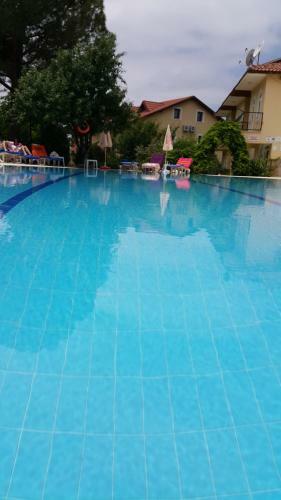 Gokcen Hotel & Apartments