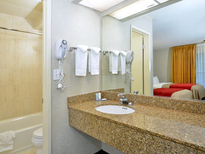 Comfort Inn & Suites Hotel Circle Seaworld Area