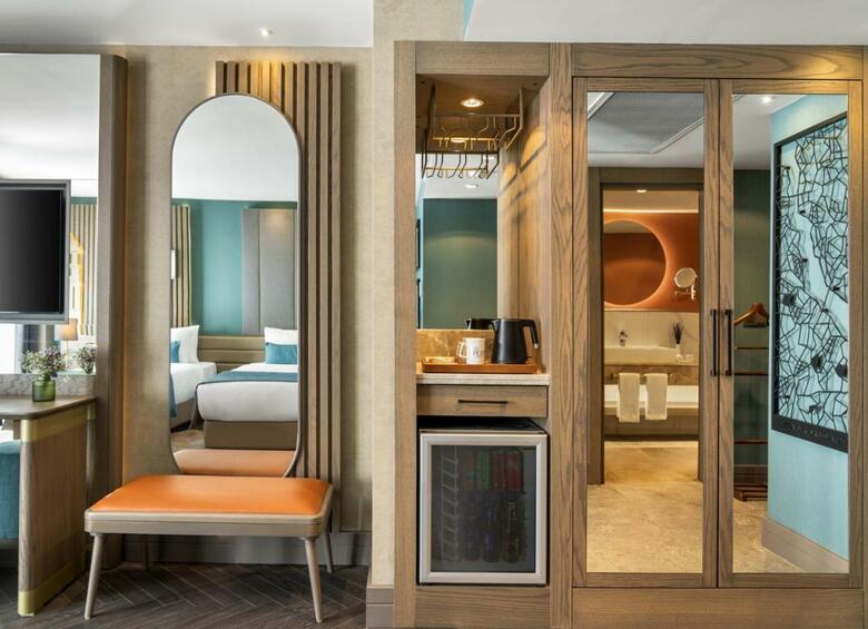 Ramada Istanbul Asia Luxury Hotel