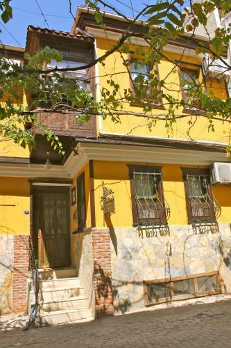 Hostal Homeros Pension & Guesthouse