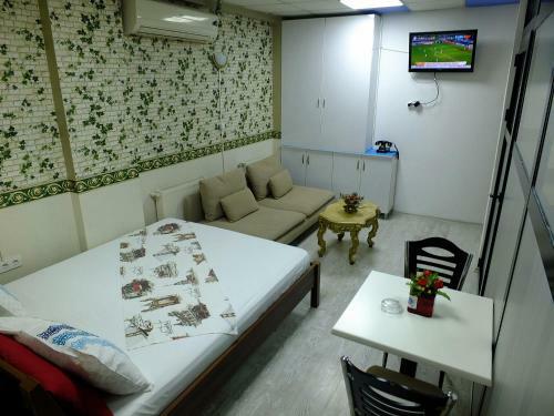 Kadikoy Port Hotel