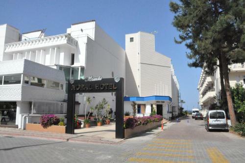 Hotel Miranda Moral Beach