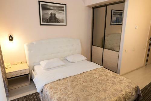 Staybridge Mini-hotel In Most City