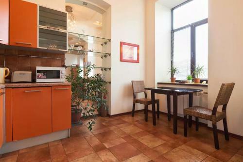 Home Hotel Apartments On Kontraktova Ploshcha