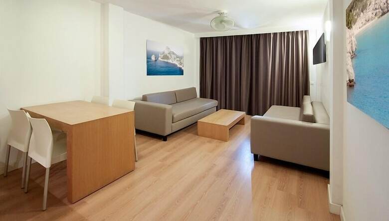 Apartamentos Sol Y Vera