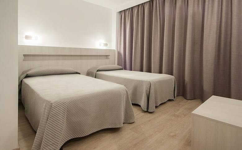 Apartamentos Sol Y Vera