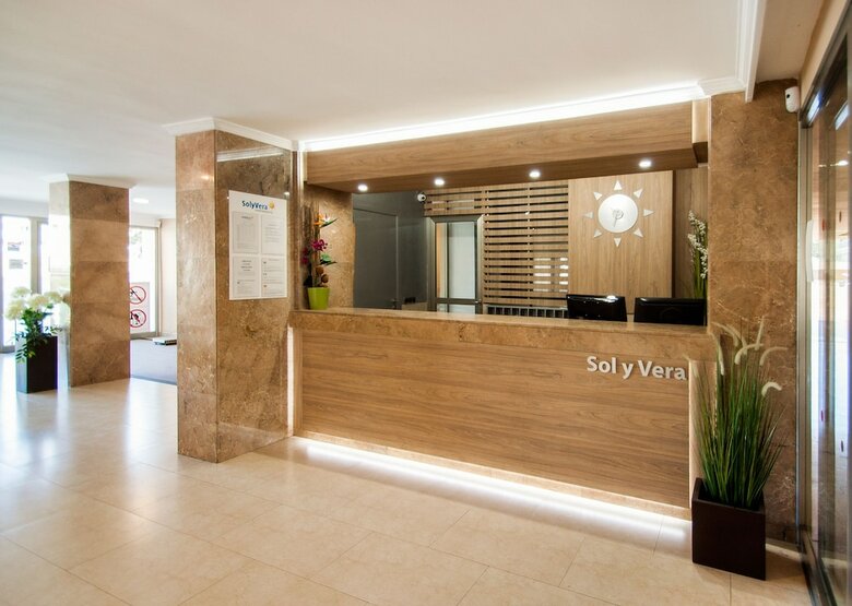 Apartamentos Sol Y Vera