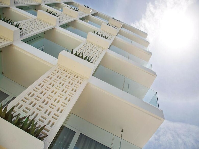 Hotel Hm Balanguera Beach - Adults Only