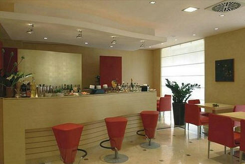 Hotel Holiday Inn Milan Garibaldi Station