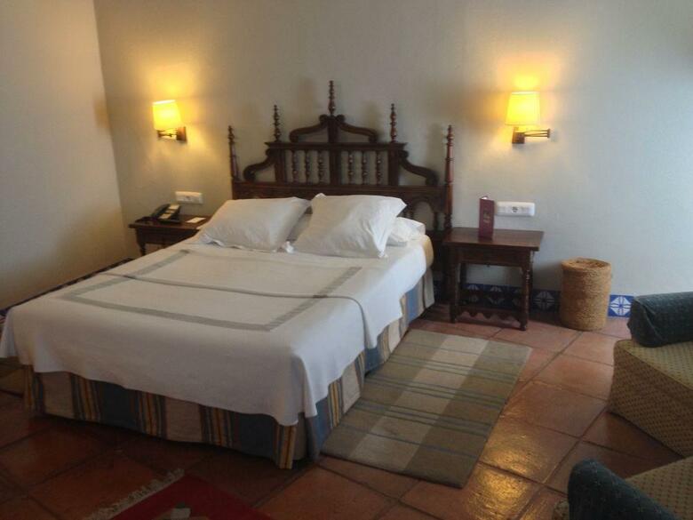 Hotel Parador De Arcos