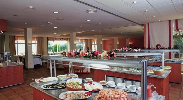 Hotel Parador De Benicarl�