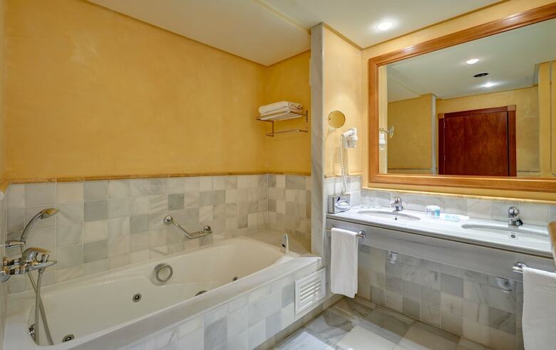 Hotel Hipotels Eurotel Punta Rotja