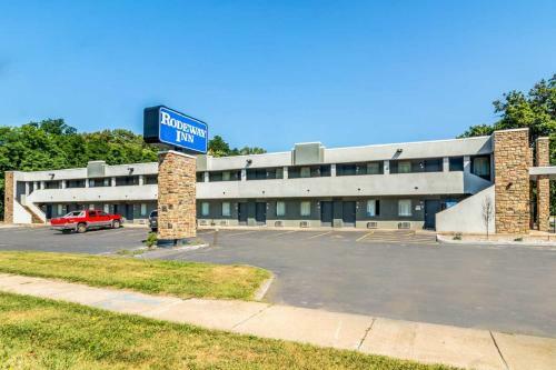 Hotel Rodeway Inn Portage