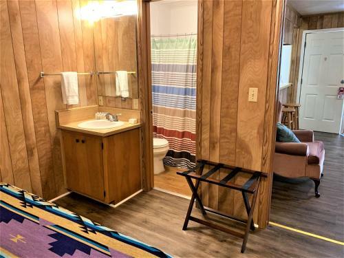 Motel Hotel Kitsmiller On Main