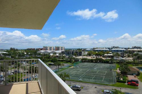 Estero Beach & Tennis 608b Apartment