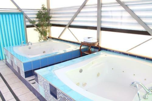 Hotel Sportsmens Lodge