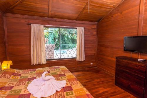 Macaw Villa