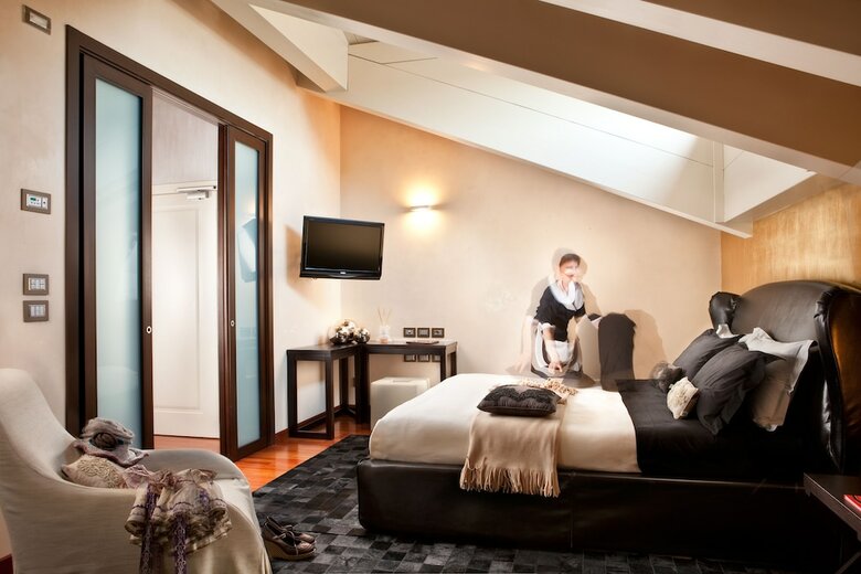 Al Tezzon Hotel