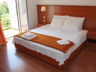 Gargamelo Restaurant & Pension