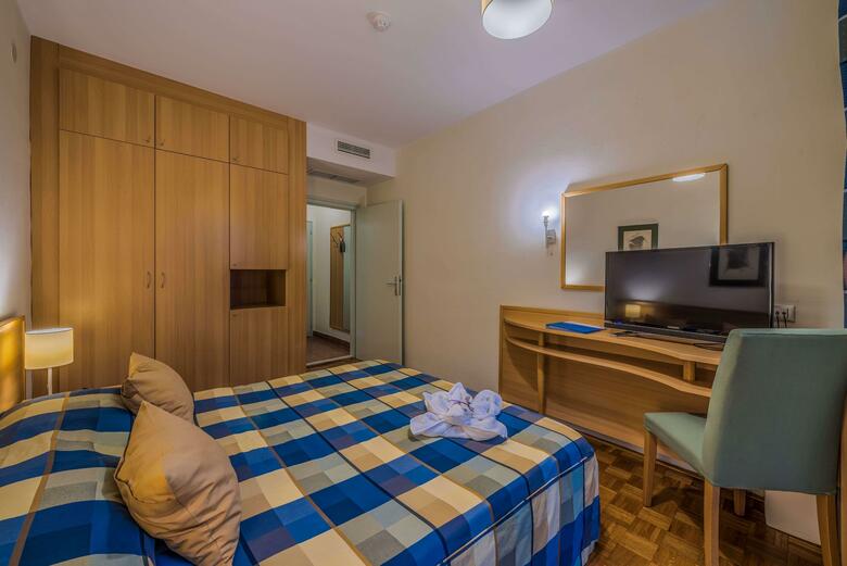 Hotel Velaris